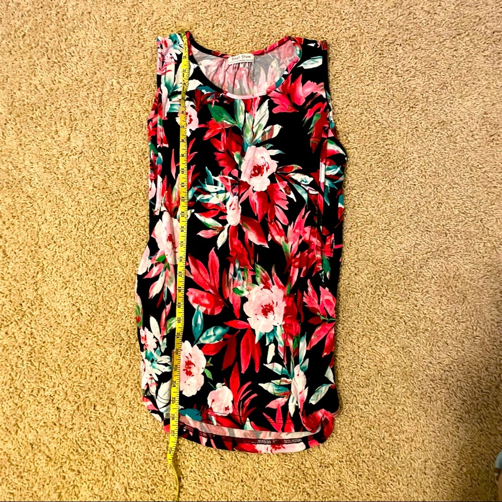 4 Pieces of smallshow sleeveless nursing tops size S
